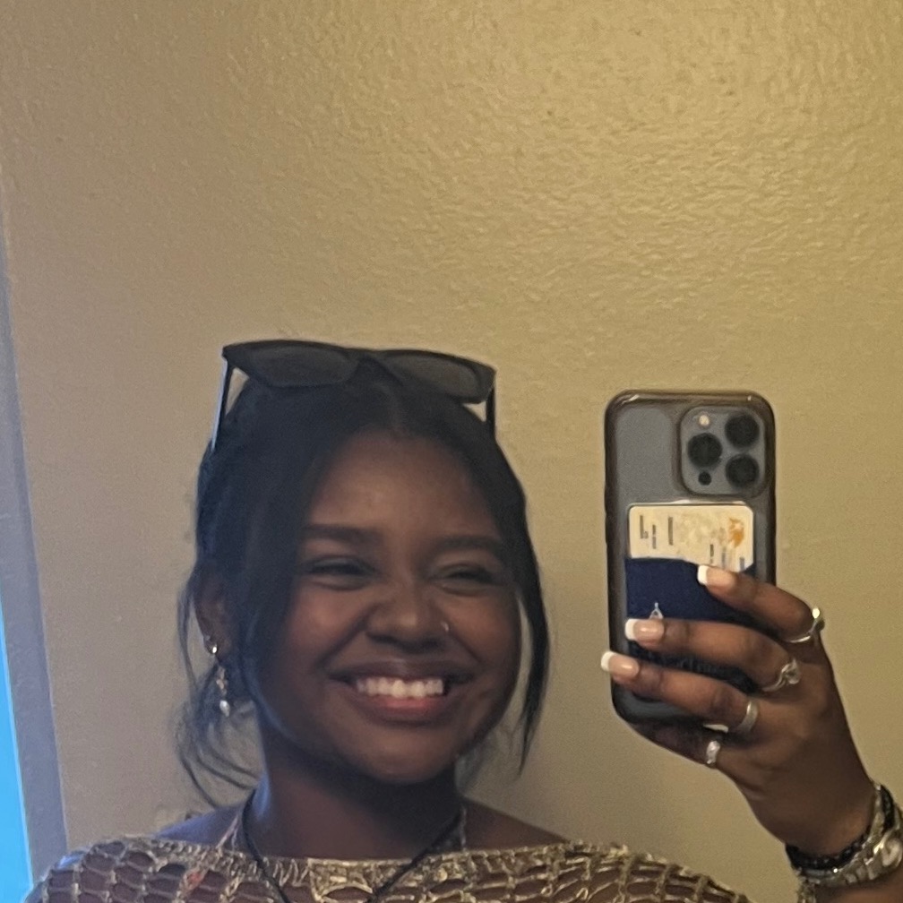 Synia T.