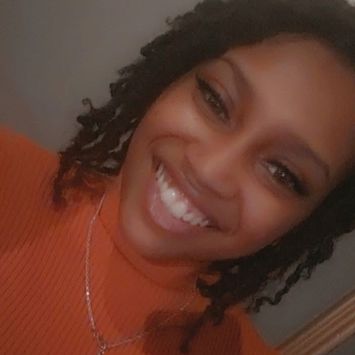 Jelesa C.