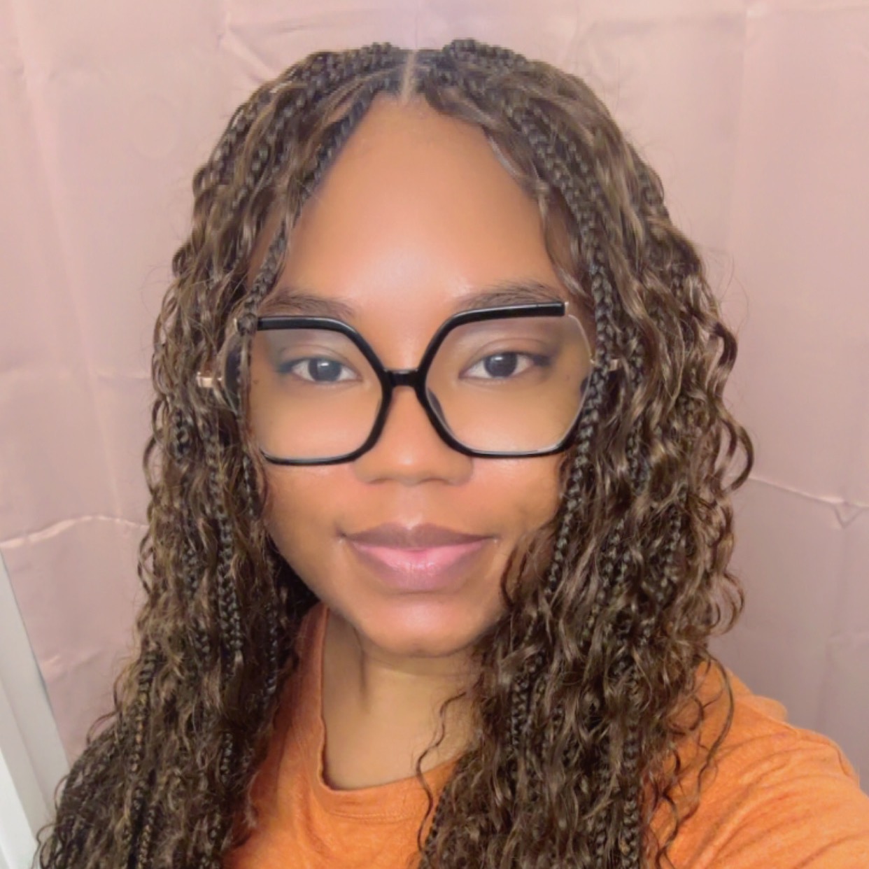 Kimara T.