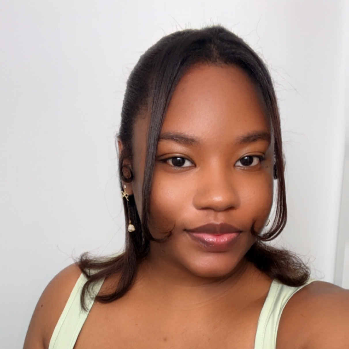 Kimara T.